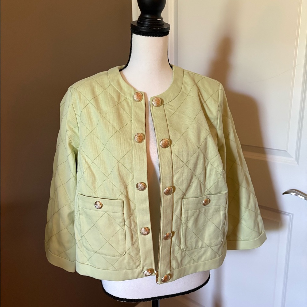 Tea Cake Topper CAbi Women's Quilted Puffer Jacket - Pastel Green